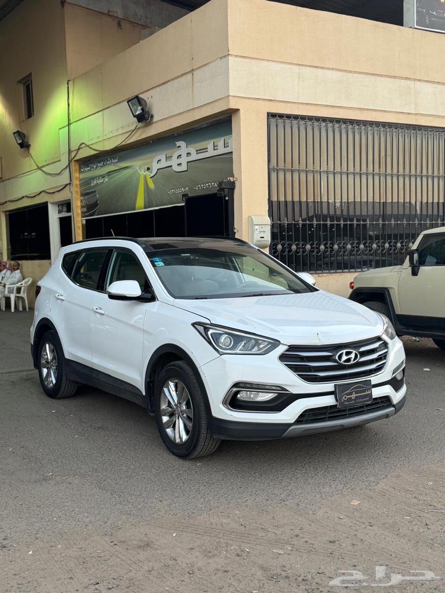 Hyundai Santa Fe (2018)63654925742081112