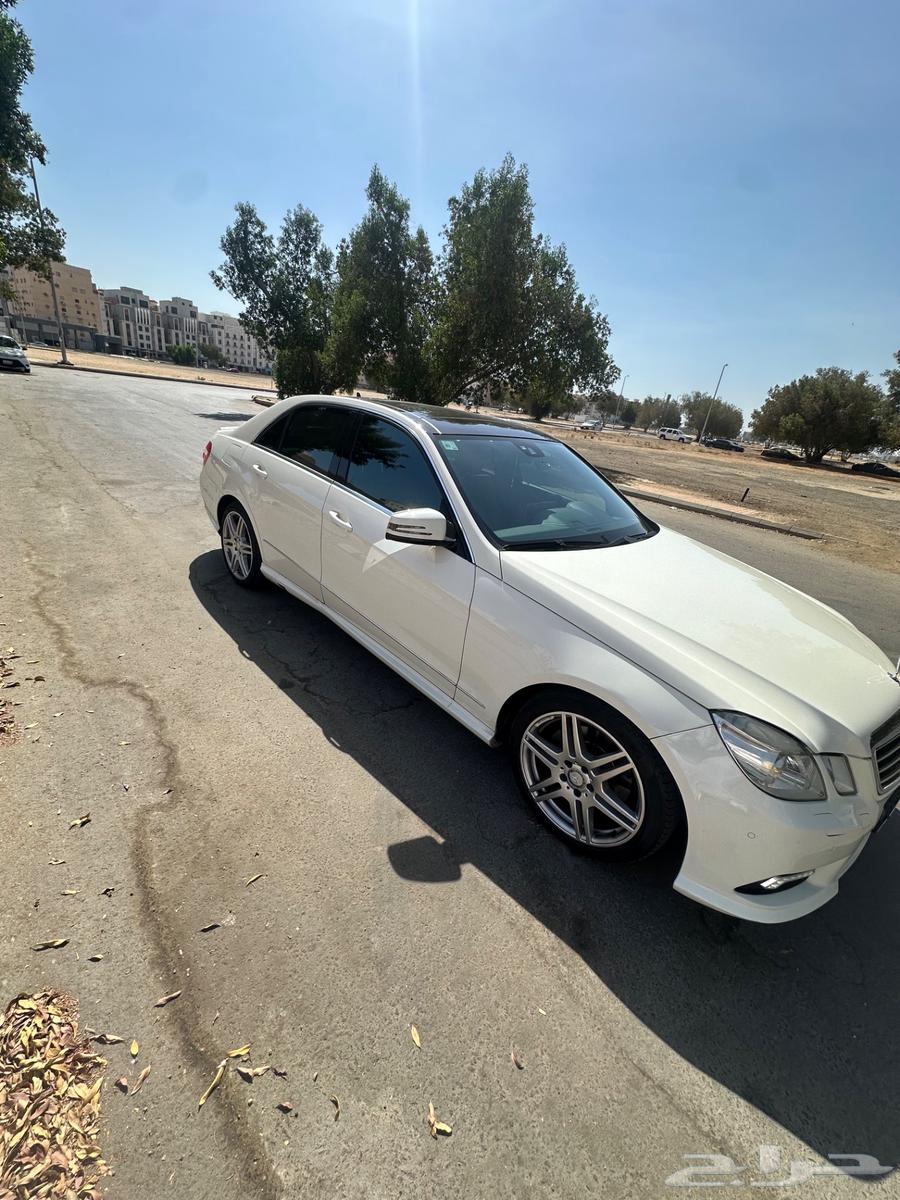 Mercedes e300 201163654928324865111