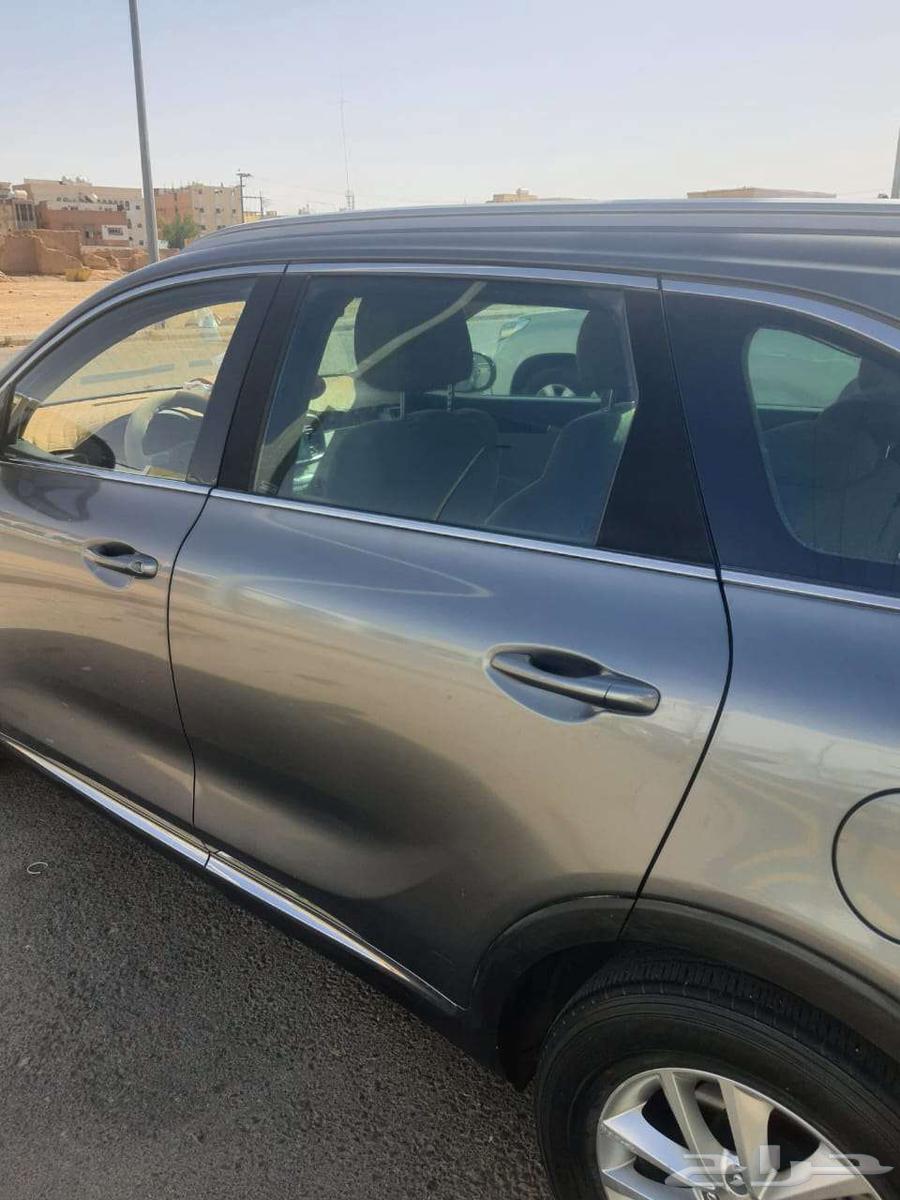 Kia Sorento 201663655053478146112