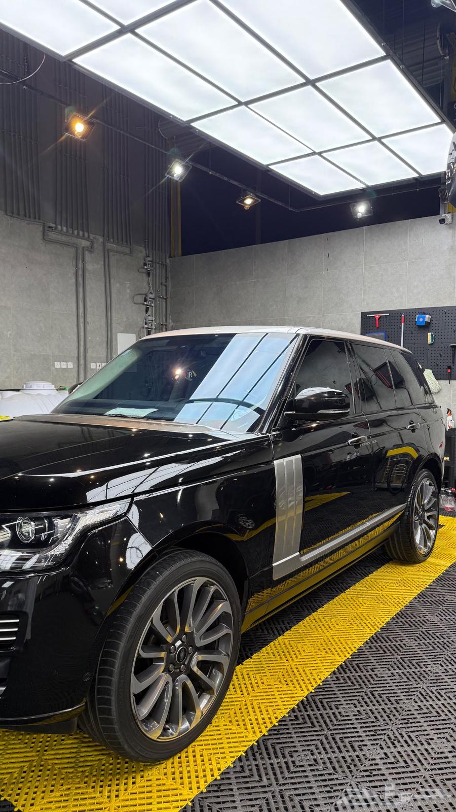 Range Rover63655059687171111