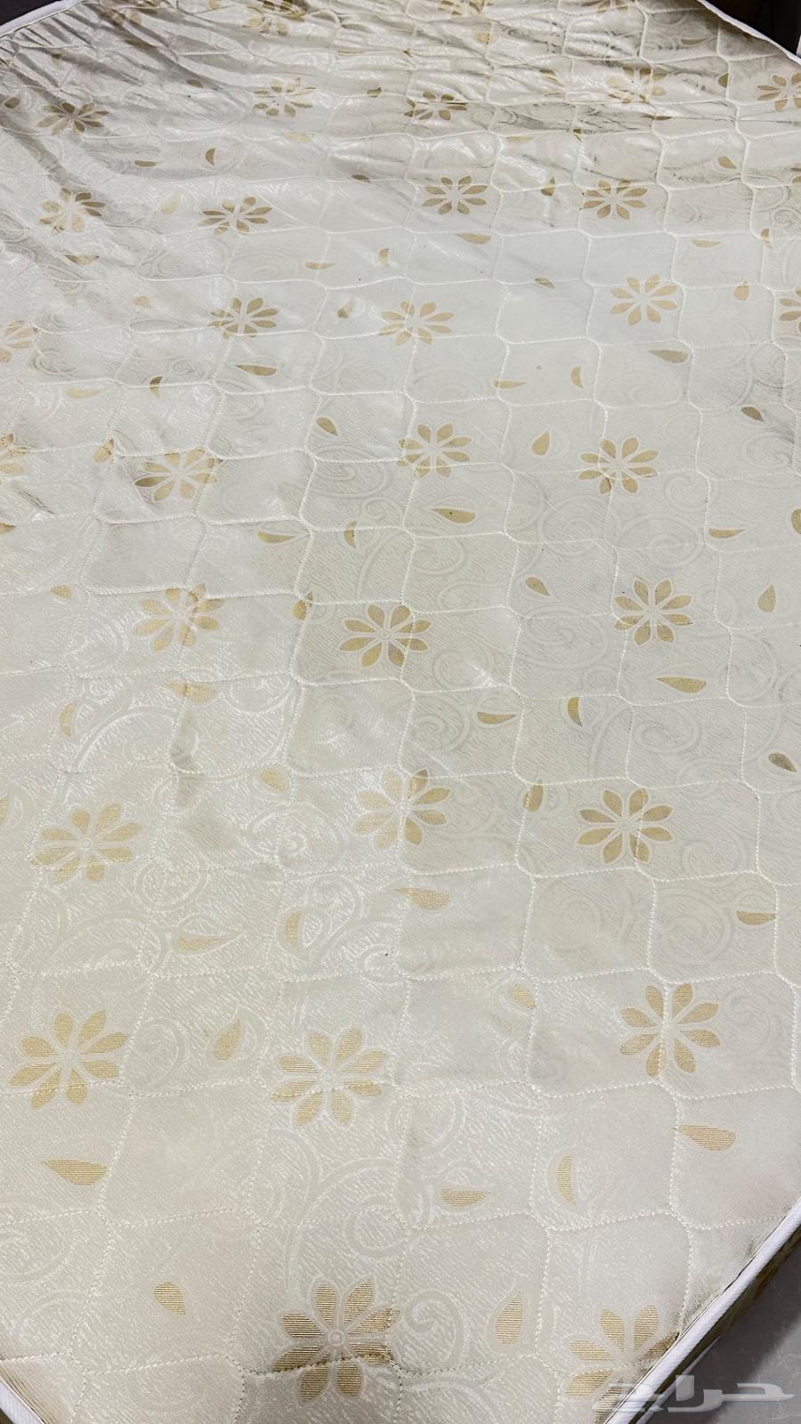 Double bed mattress used for 3 months 250 SAR negotiable63621839613825111