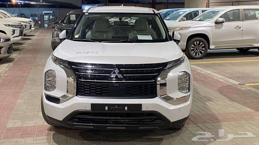 Special Offer Mitsubishi Outlander Half Full Model 202563654928929153110