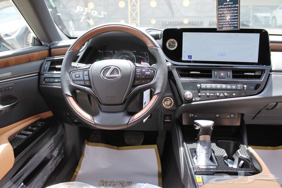 لكزس - ES300 HH هايبرد - 2025 - فل كامل - خليجي.63654924445059114