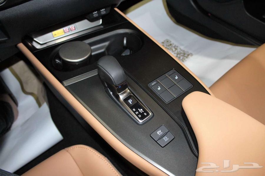 Lexus - UX300 Ch Hybrid - 2025 - Gulf - Full Option63655042326403114