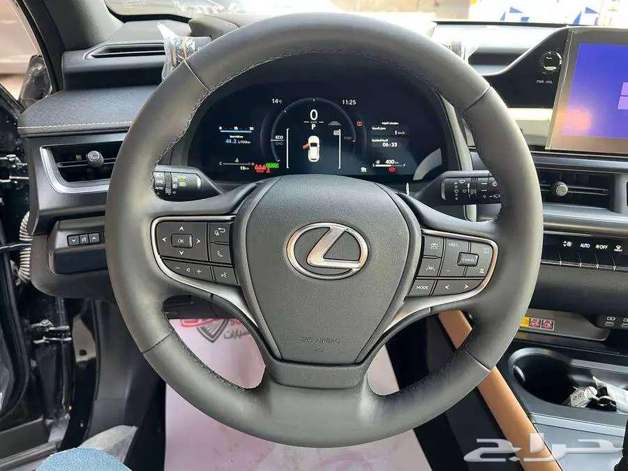 لكزس UX 300-AH هايبرد 202463654910791555111