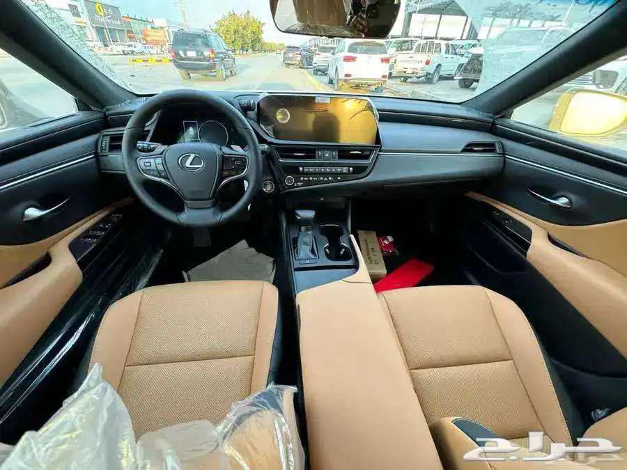 Lexus 2025 ES350 Premium CA Standard Cash and Bank Installments63654911832321111