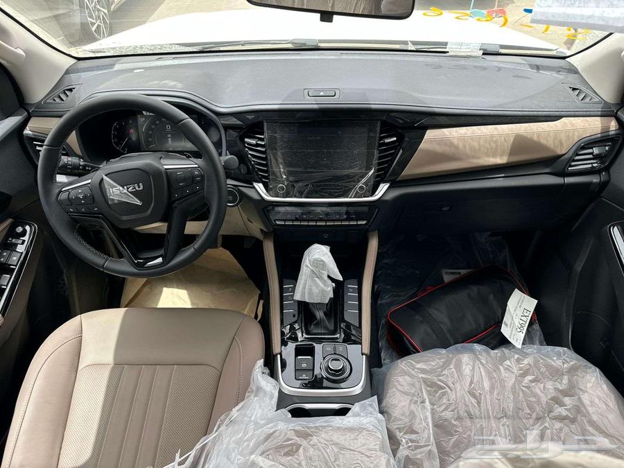 Isuzu Jeep MUX Full 2025 Cash and Installments63654912952066111