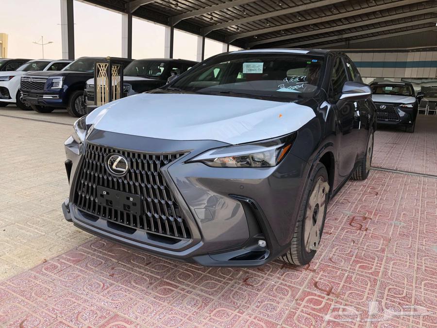لكزس NX 350 AA 2025 رمادي داخلي جملي -رمادي داخلي احمر63654915927555111