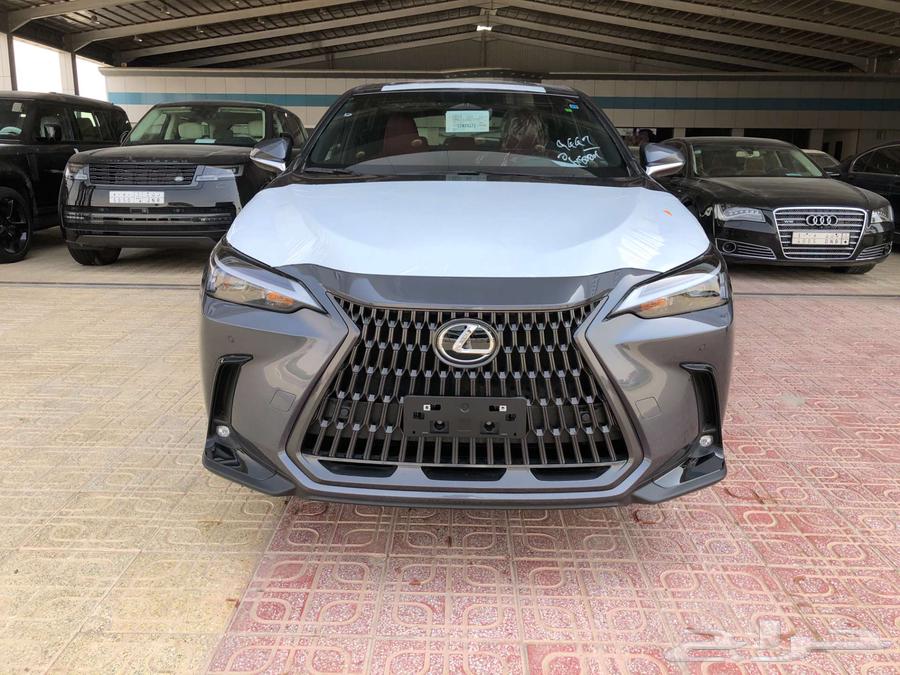 لكزس NX 350 AA 2025 رمادي داخلي جملي -رمادي داخلي احمر63654915927555110