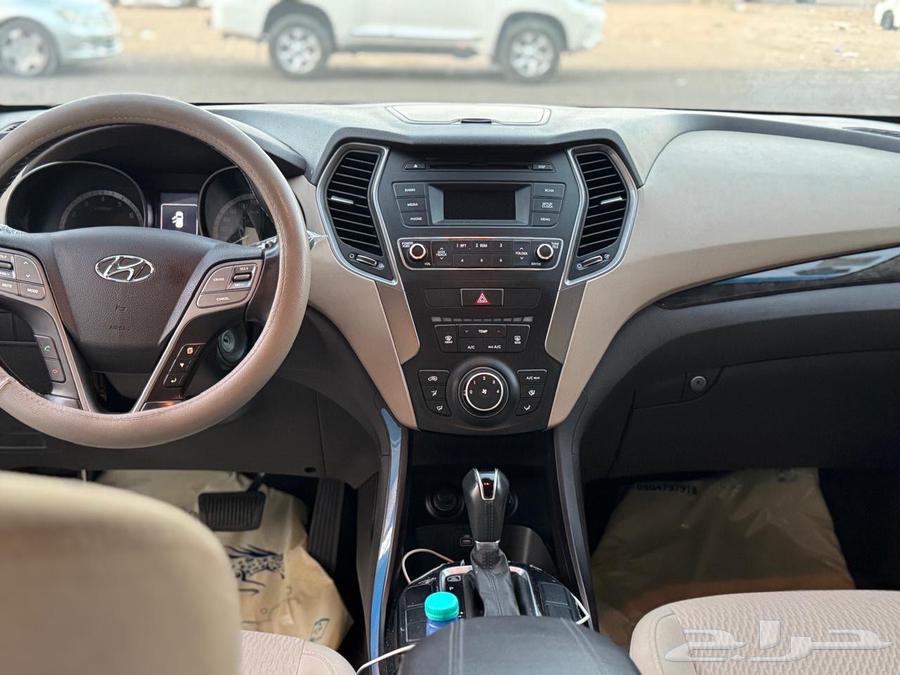 Hyundai Santa Fe (2018)63654925742081114
