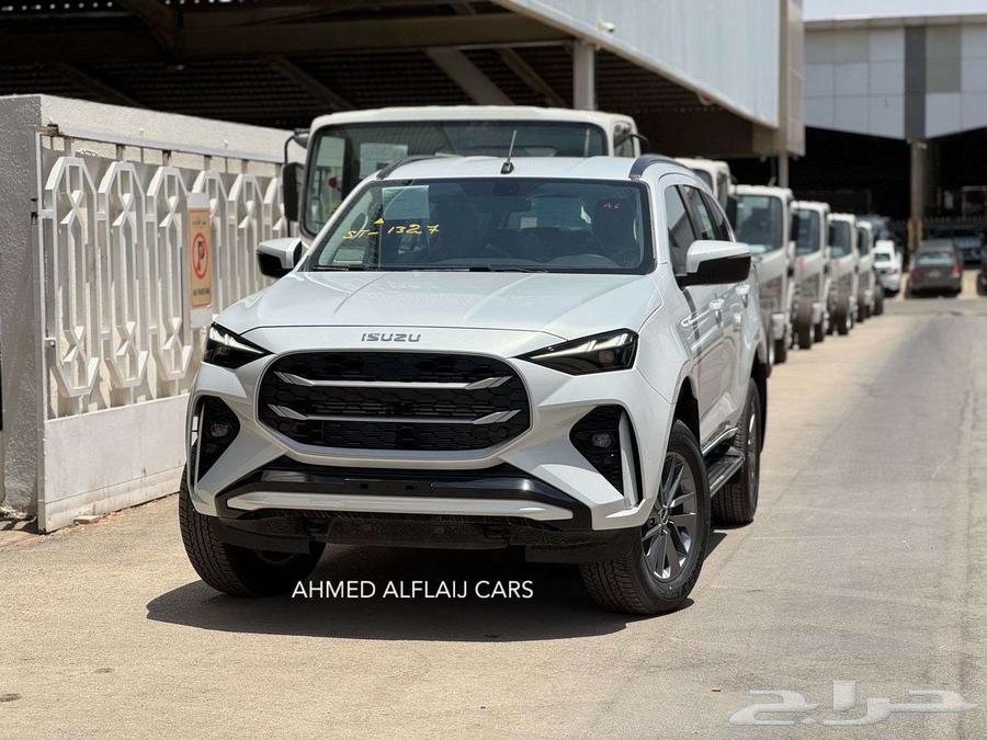 Isuzu MUX (2024-2025) Full Option (4x4) Cash and Installment63654929382403110