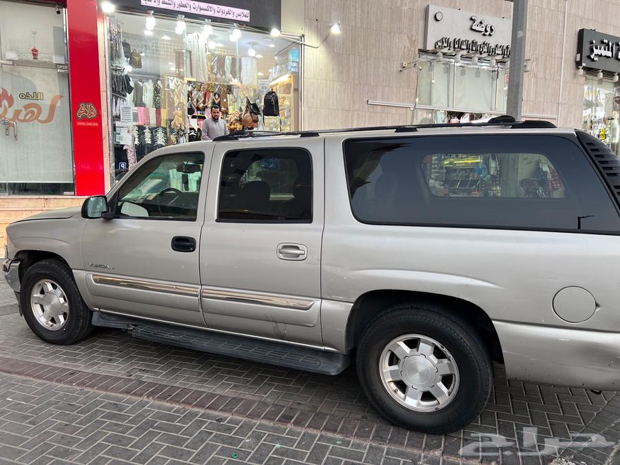 GMC Yukon XL 200563655044907393112