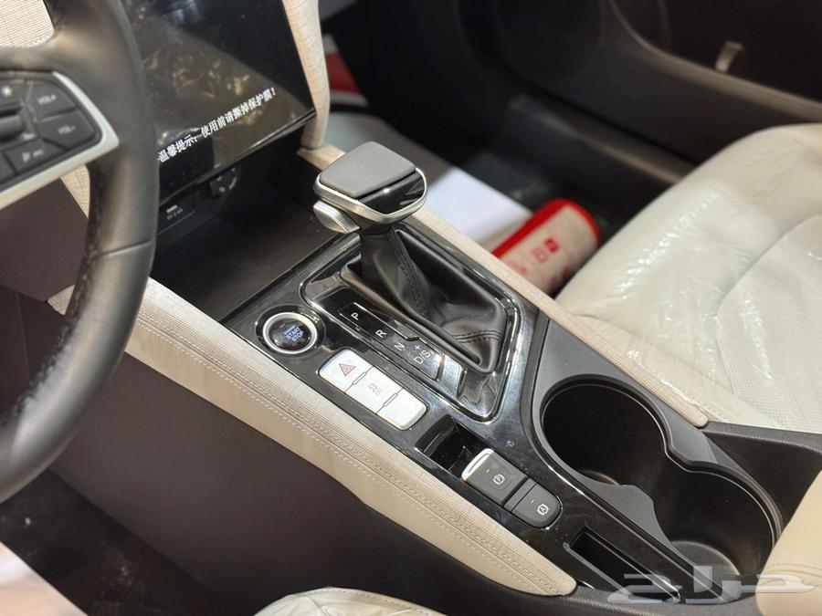 JAC J7 2025 Stylish and Economical with a Sporty Touch63655045307267114