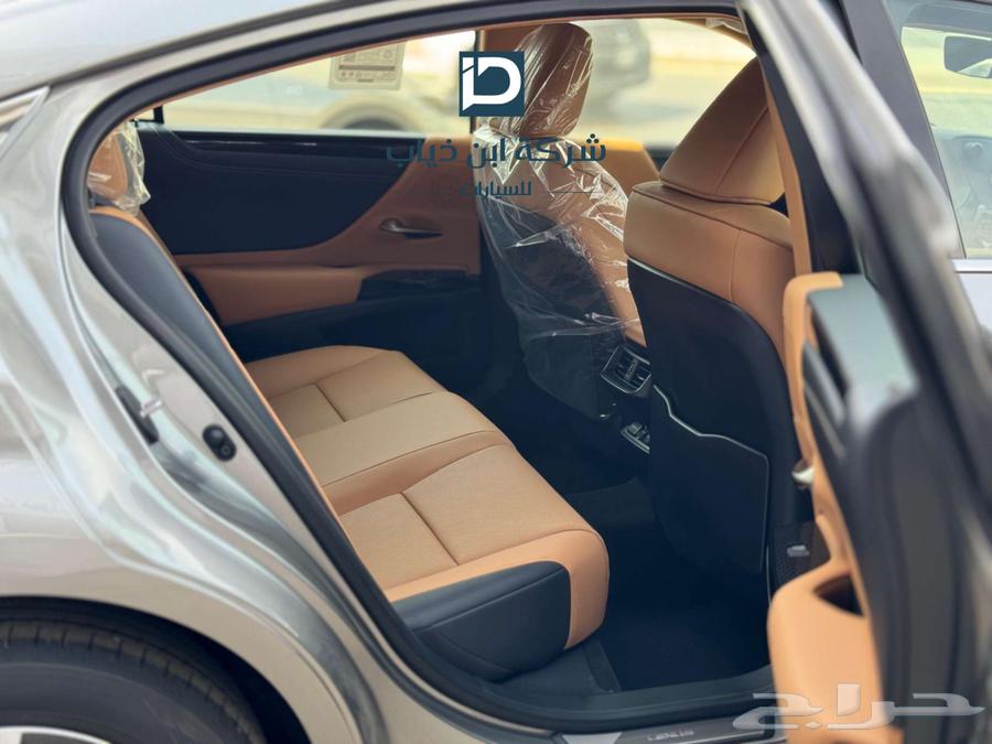 لكزس es350 فئة CA اللون التيتانيوم الساير63655054885377113