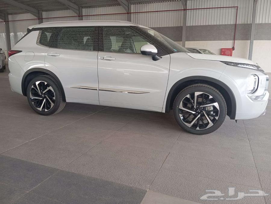 Mitsubishi Outlander Full Option 202563654918637570114