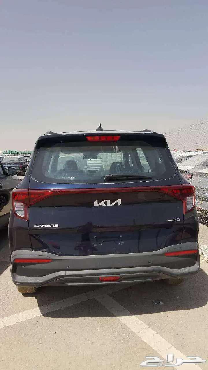 كيا كارينز مطور بصمه وشاشه 2025 بسعر مميز63655163176963112