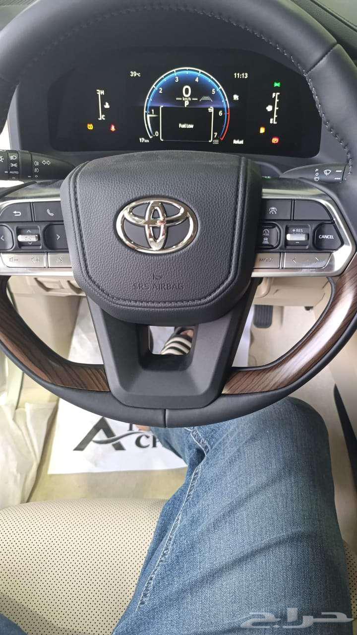 صالون لاندكروزر GXR L463655163627138114