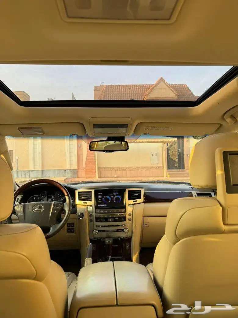 جيب لكزس LX570 موديل 2012 استخدام شخصي63667505293698113