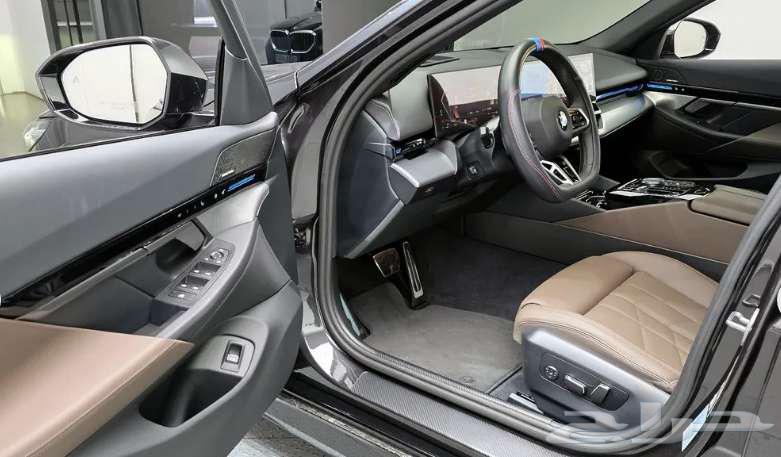 BMW 520i 202463655076314626114