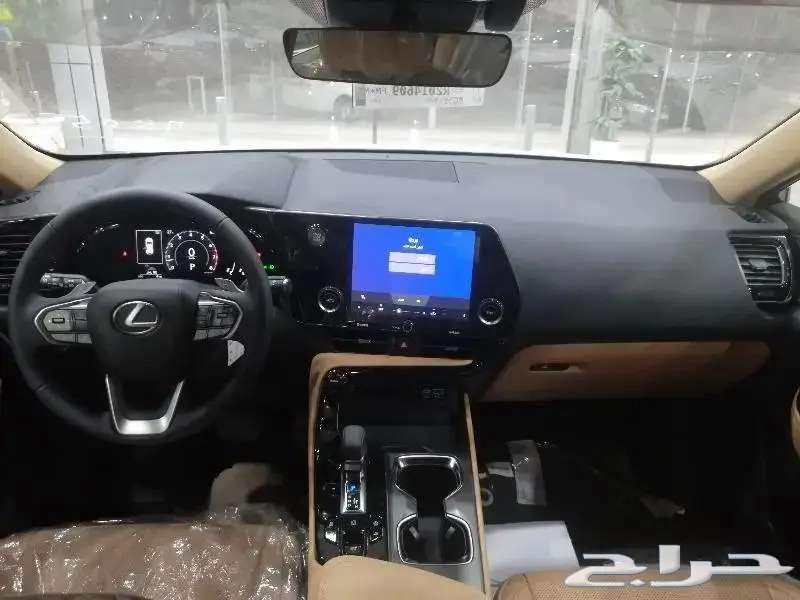 لكزس NX350 ستاندر بنزين 202563655069419906112