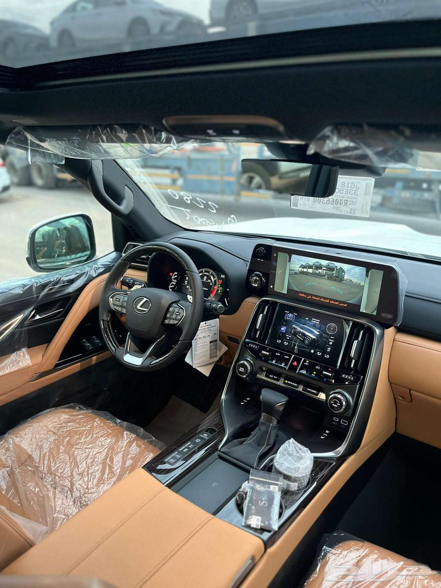 لكزس LX 600 BB موديل 2025 سعودي - ابيض   اسود63655069861123112