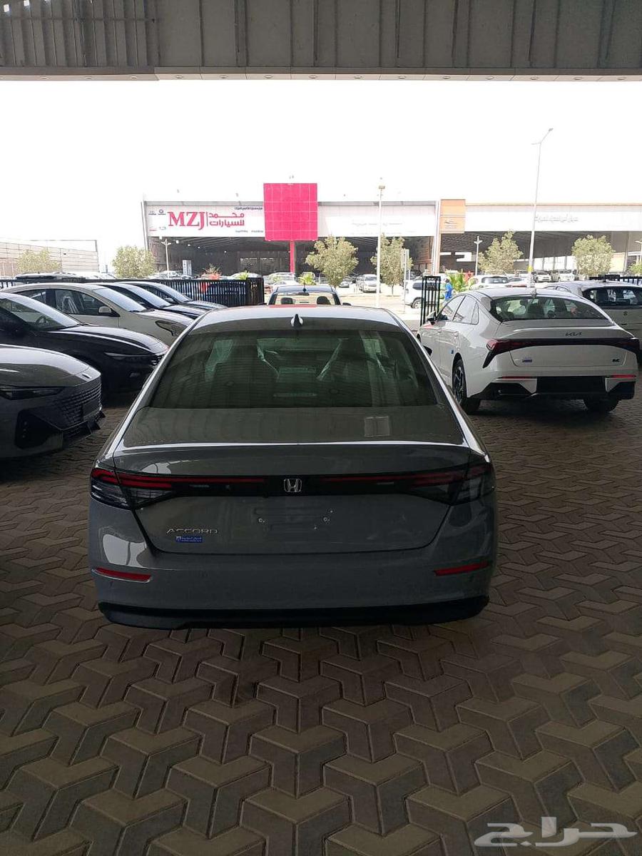 هوندا اكورد LX موديل 202563655071446146112
