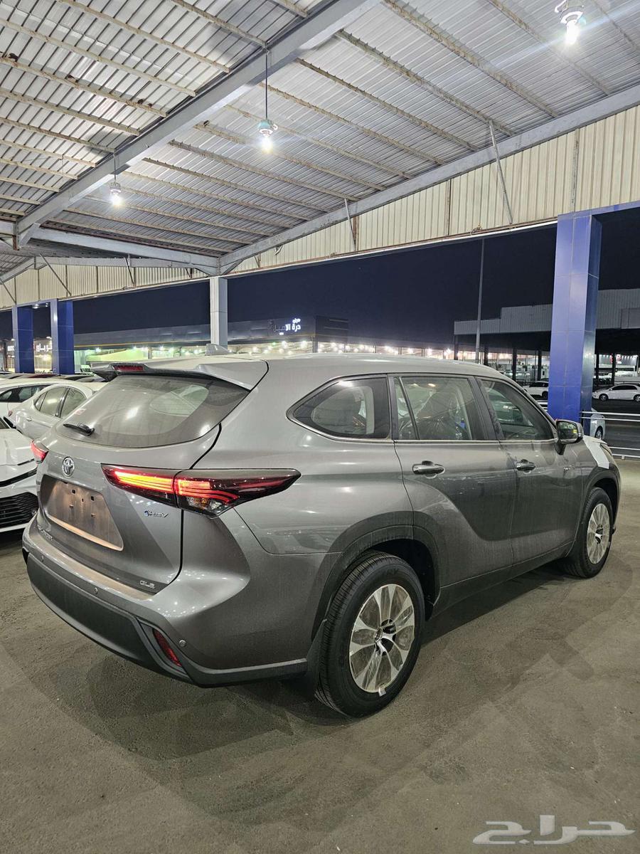 Toyota Highlander GLE Half Full 2025 Model63667507633027111