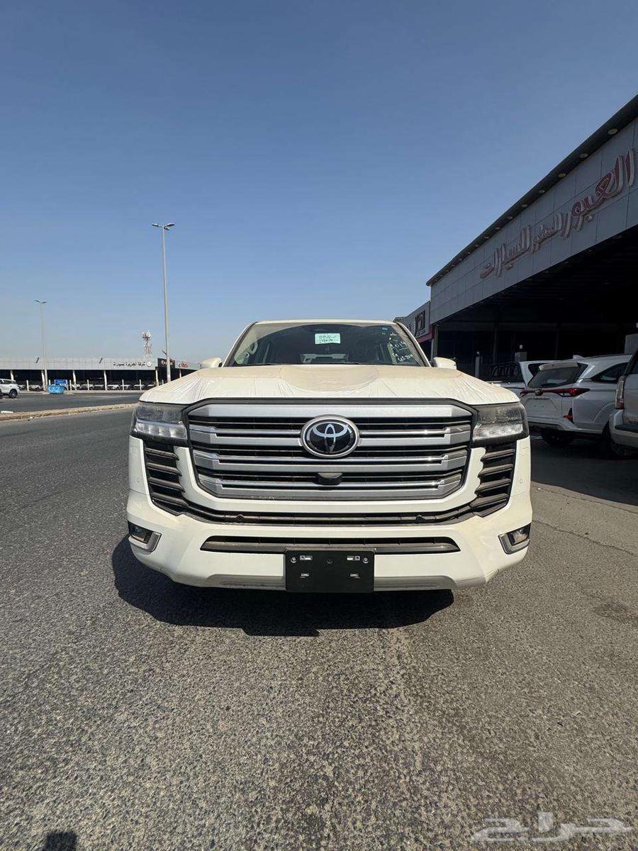 Toyota Land Cruiser GX-R L3 Diesel 3,300 cc Model 202563656850307971114