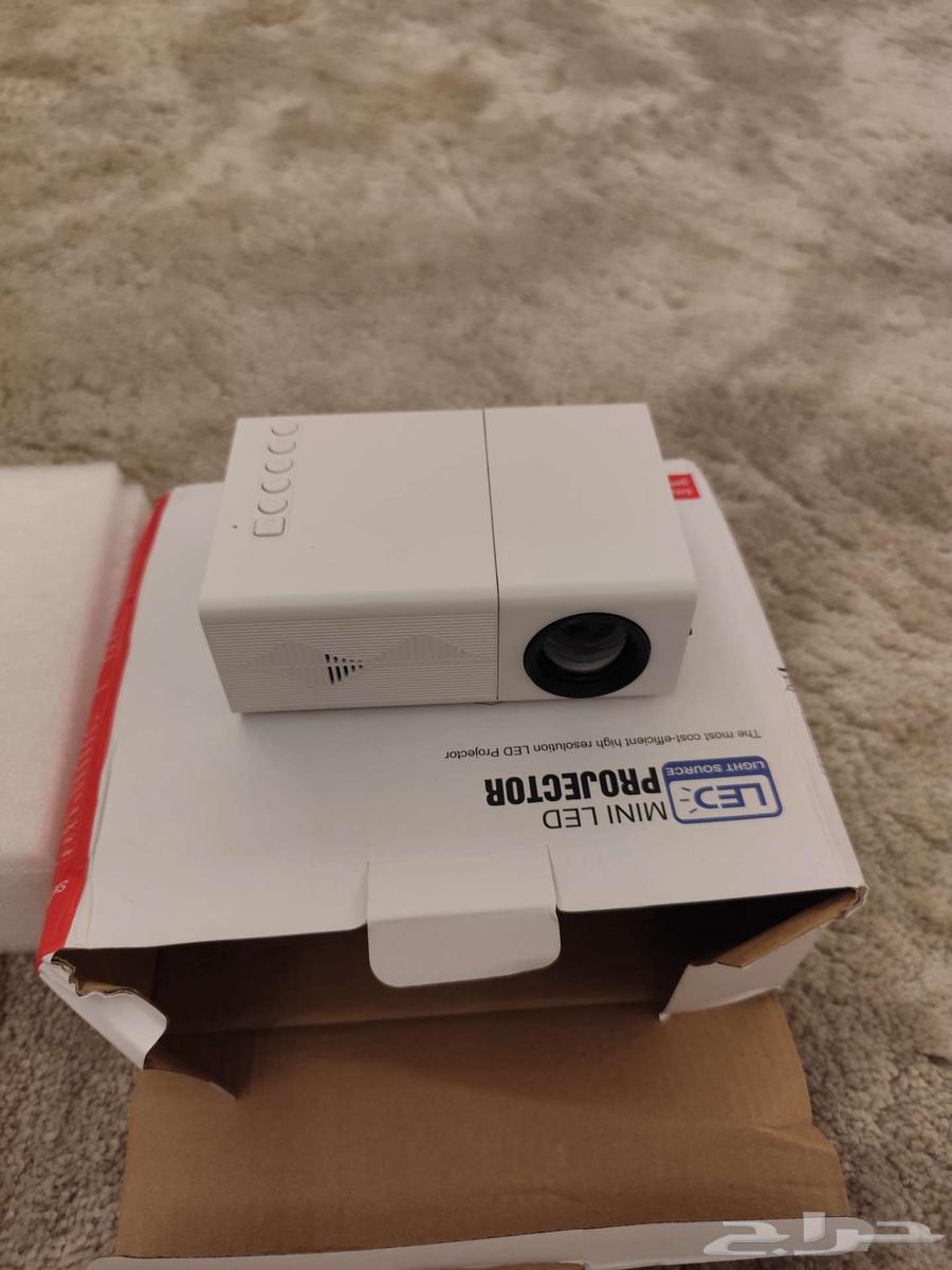 Small projector for sale63655096378241111