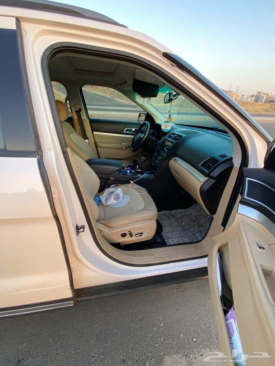 Ford Explorer 201763667489865217112