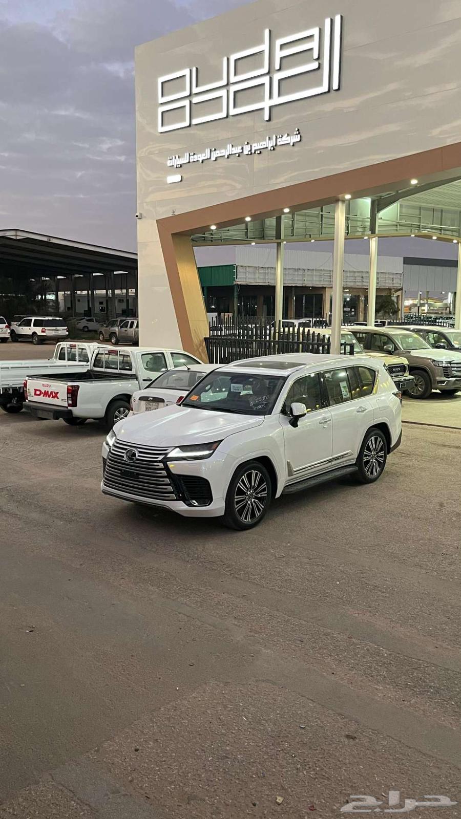 لكزس LX 600 BB موديل 2025 سعودي - ابيض   اسود63655069861123110