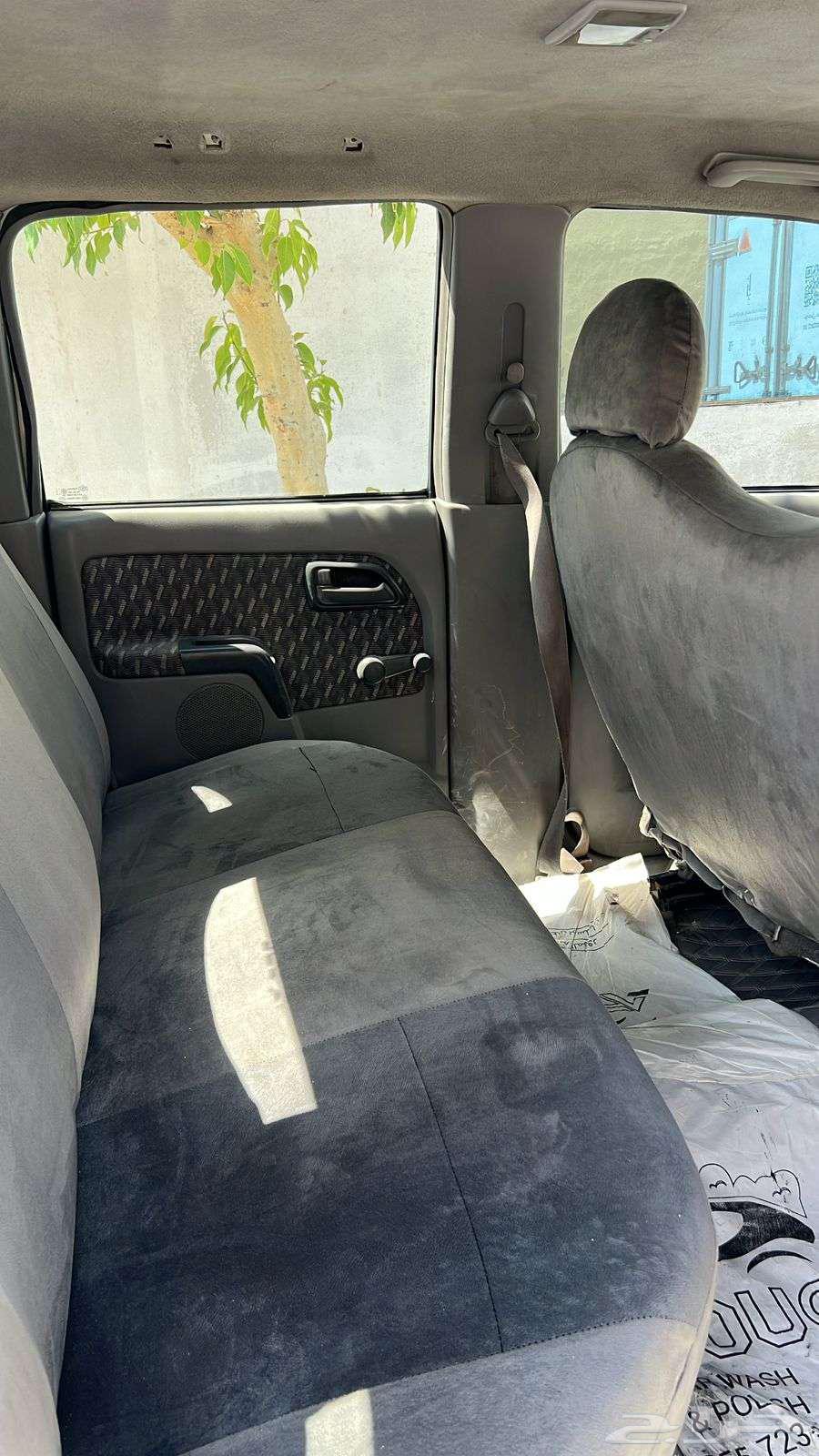 سيارة إيسوزو موديل 200563655168542595114