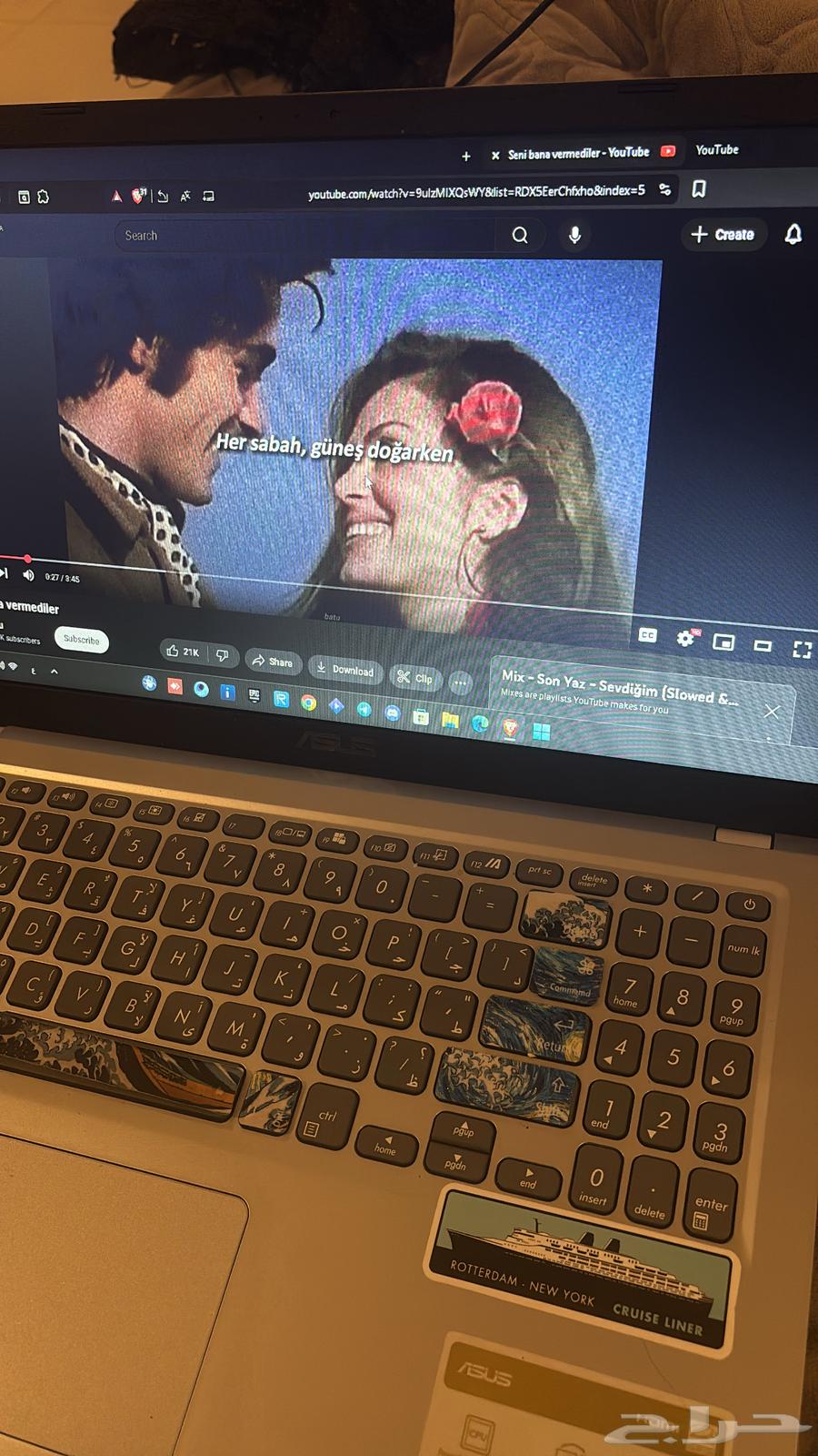 Laptop63654951889922110
