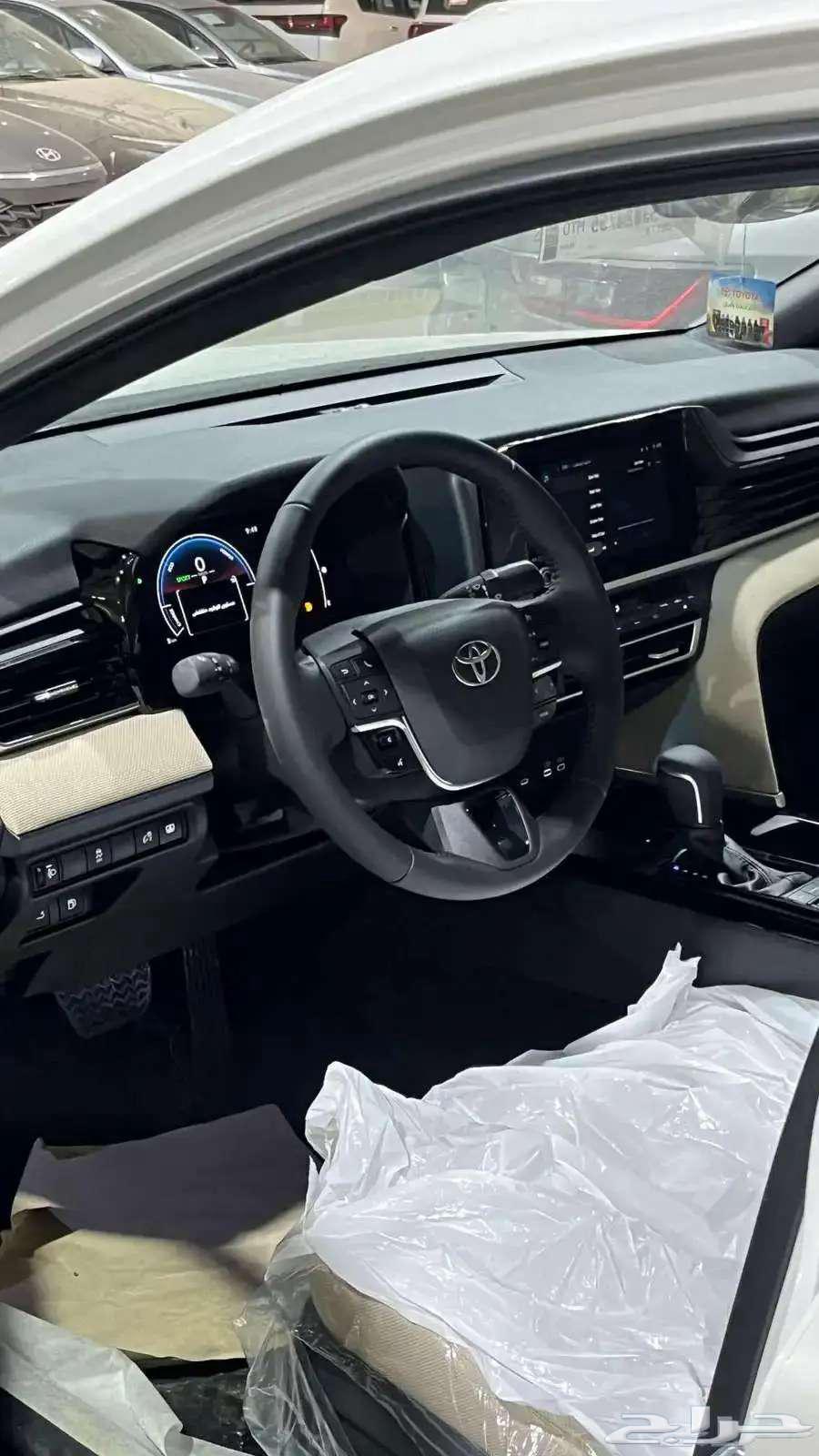 Toyota Camry LE Hybrid 202563655178361730113