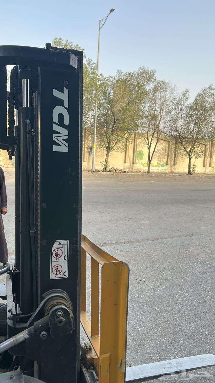 Forklift63657126725889111