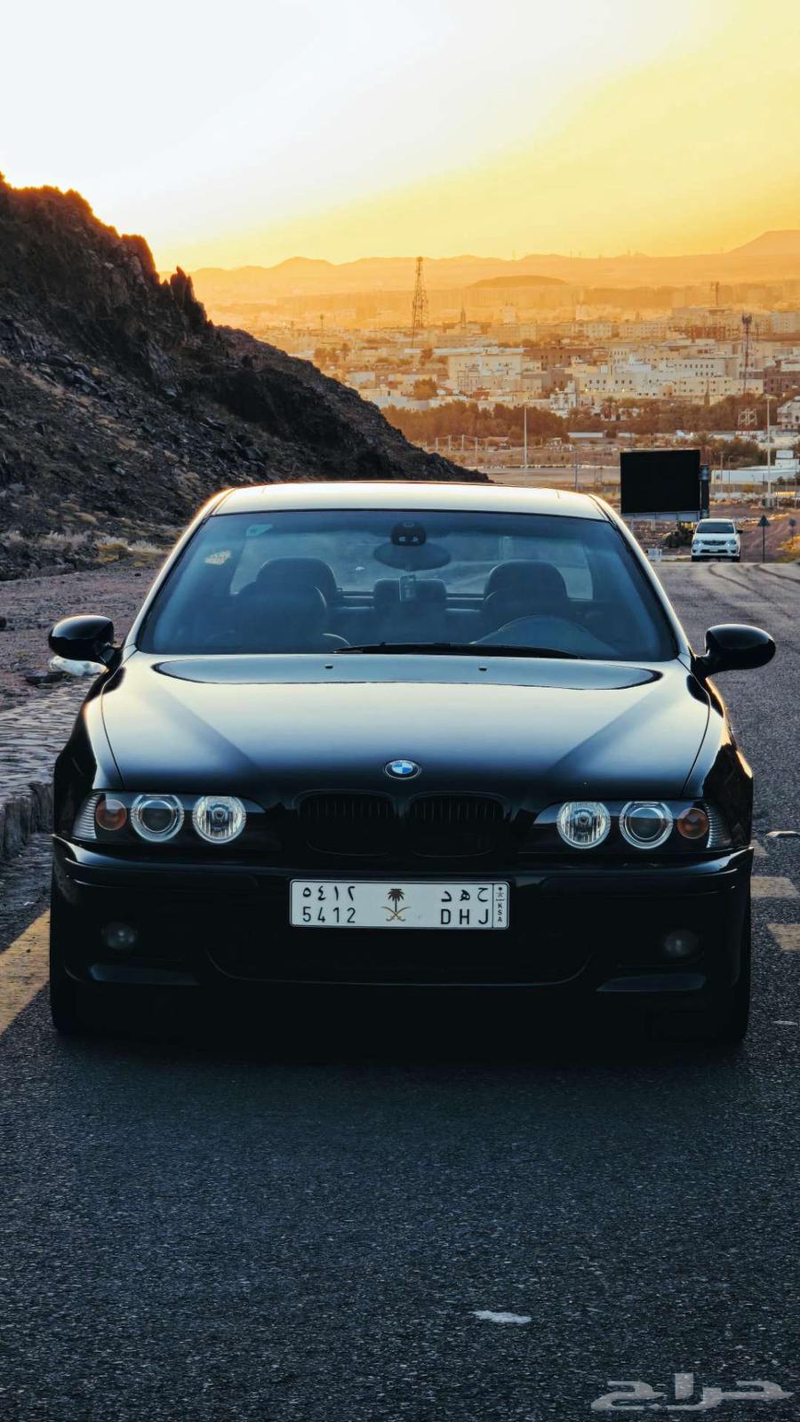 BMW M563667487894018111