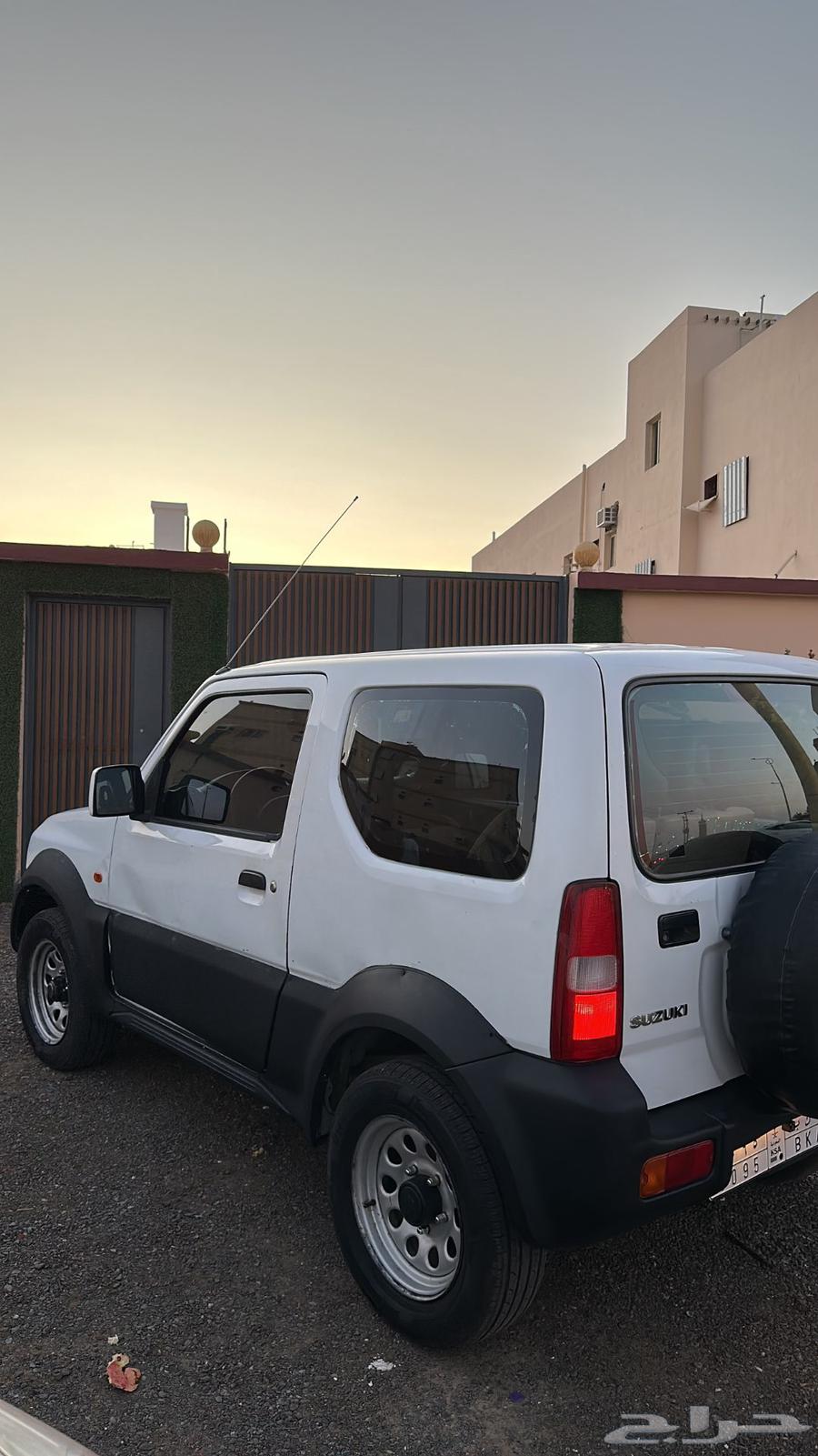 سوزوكي جمني 200963655070565123110