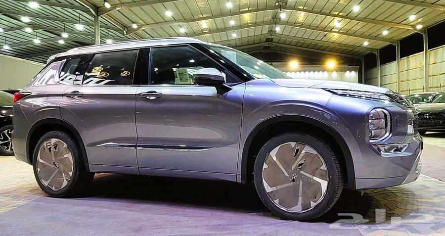 Mitsubishi Outlander 4x4 Full Option 7-Seater 2025 Lowest Price63655071256707113