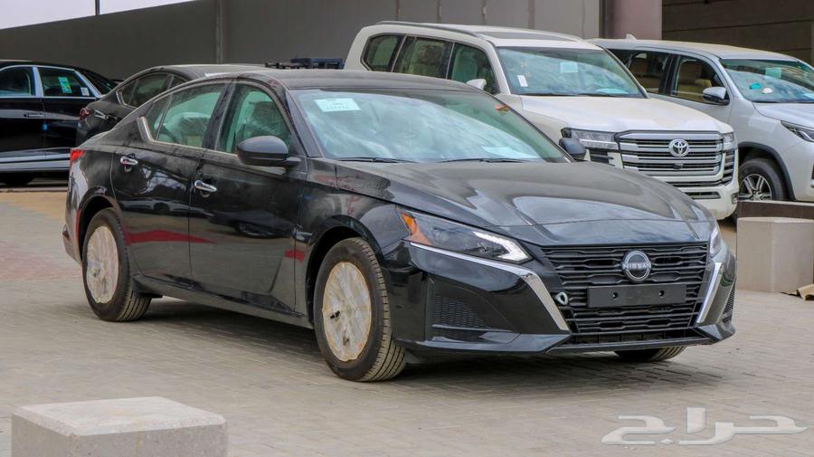 Nissan Altima Standard Cash and Installment63655384575235113