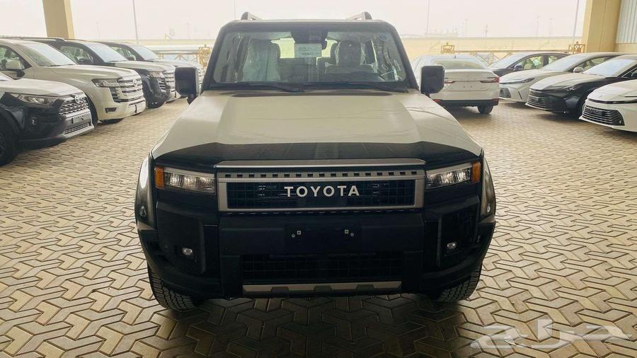 أسود ورمادي برادو TXL3 أقل سعر 228000 - بنزين سعودي63655173191938112