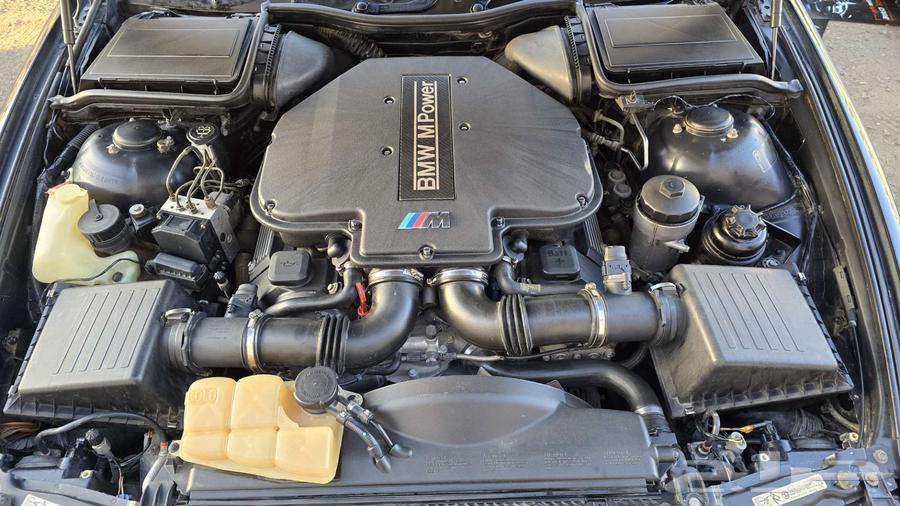 BMW M563667487894018113
