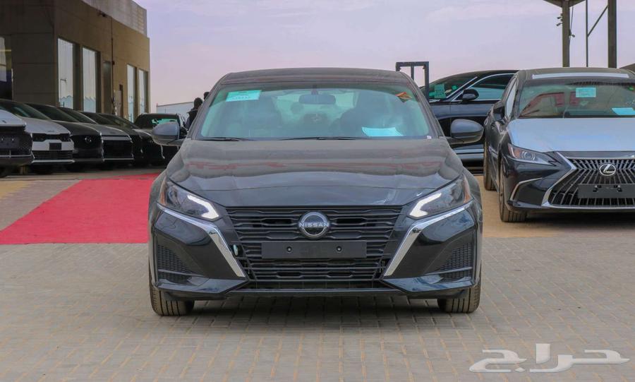 Nissan Altima Standard Cash and Installment63655384575235111