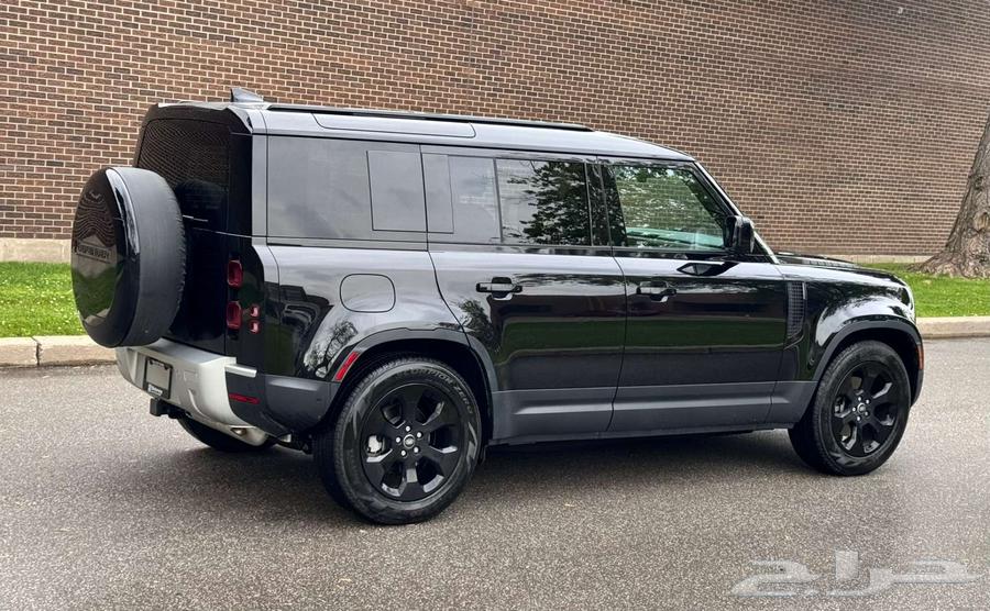 (Sold) 2025 Defender P300 Full Option 25963655068716417113
