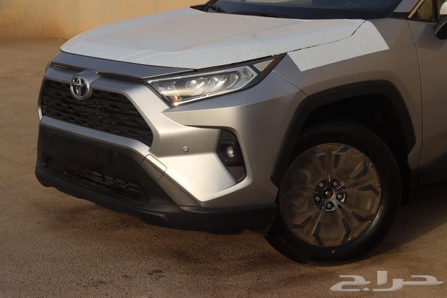 Toyota RAV4 XLE Gasoline Model 202563655161921537113