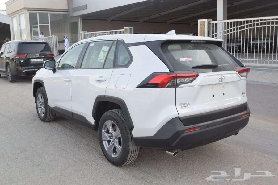 Toyota RAV4 LE Standard Gasoline 4WD and 2WD 2025 Saudi63667520495106114