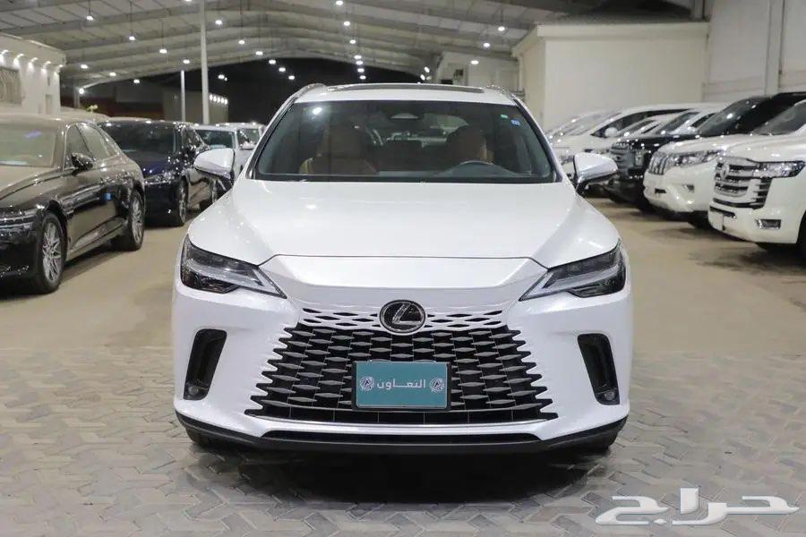 ليكزس RX 350 AA فتحة سقف جلد اربعة سلندر موديل 202463655174552835112