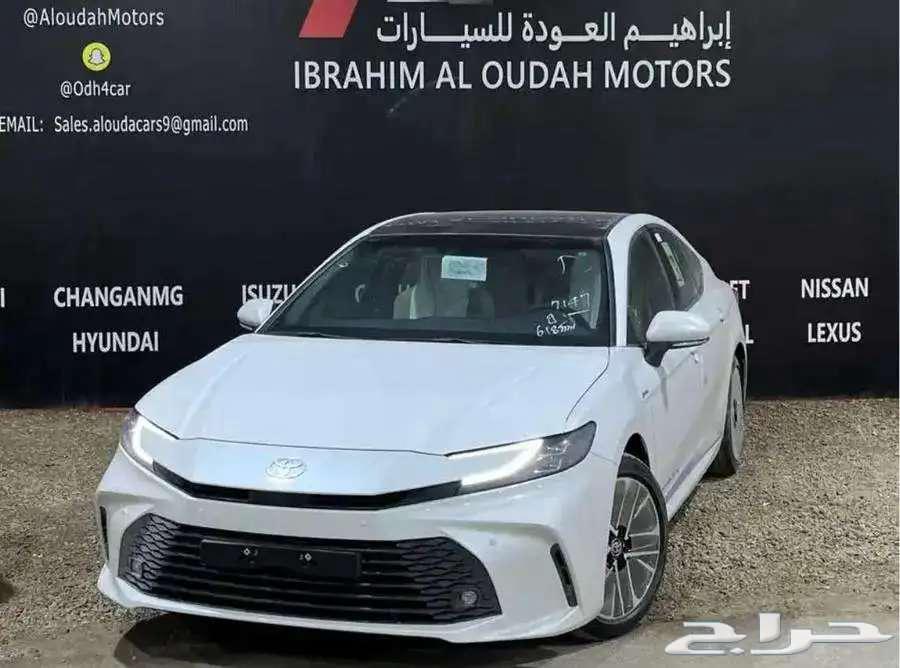 Toyota Camry LE Hybrid 202563655178361730110