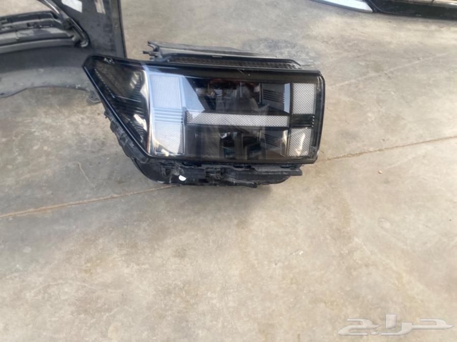 Right Headlight for Centafy 202563655068235521112