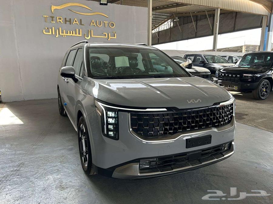 Kia Carnival Standard 2025 with very competitive prices63655073878658112