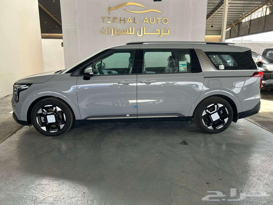 Kia Carnival Standard 2025 with very competitive prices63655073878658113
